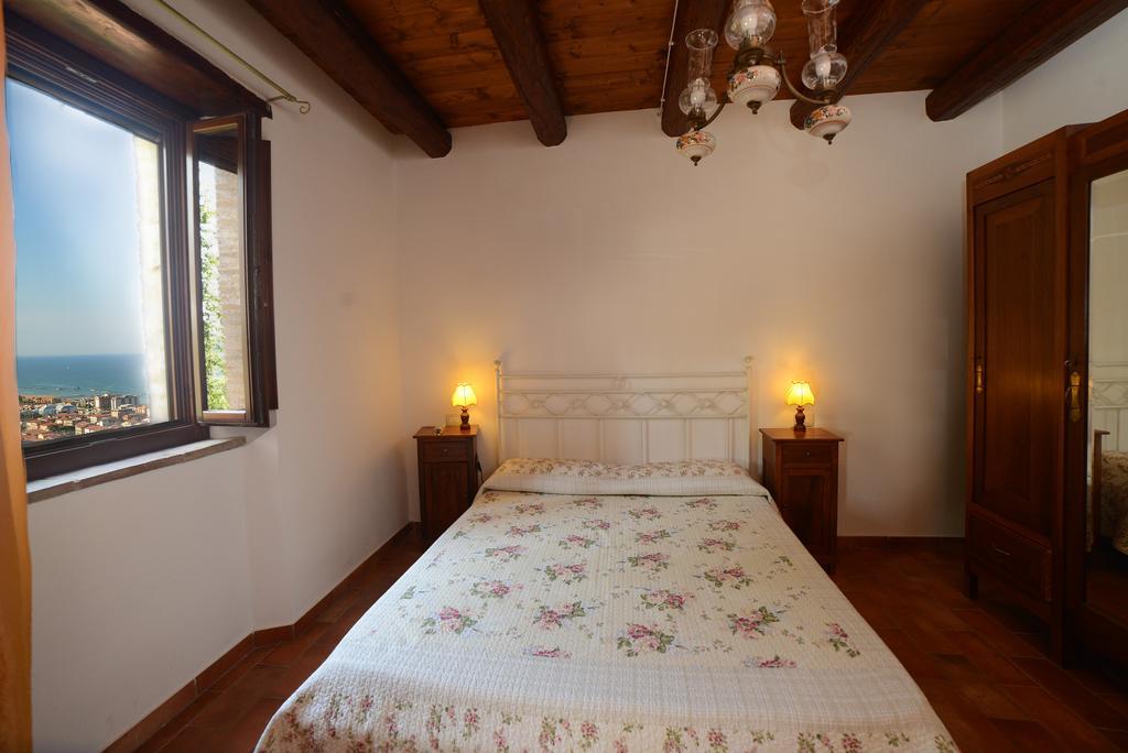 B&B Borgo Marano Cupra Marittima Exterior photo